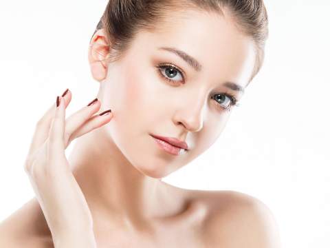 Age Attraction Whitening Skin Care